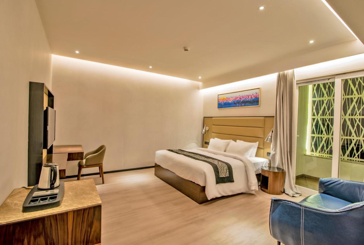 Enrise By Sayaji Nashik Hotel Exterior photo